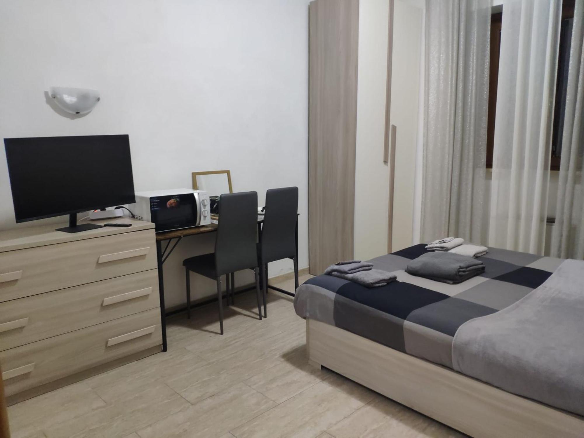 Deluxe - Close To Metro C Torrenova Station Alloggio in famiglia