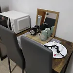 Camera Deluxe - Close To Metro C Torrenova Station